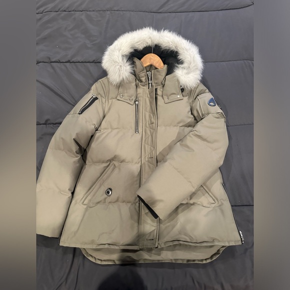 Green Moose Knuckle Coat Original - Picture 2 of 10